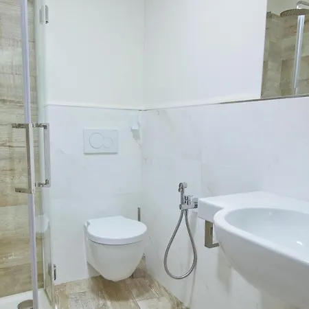 Italianway - Brenna Guest house