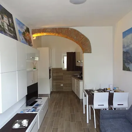 Guest house Italianway - Brenna San Fermo della Battaglia
